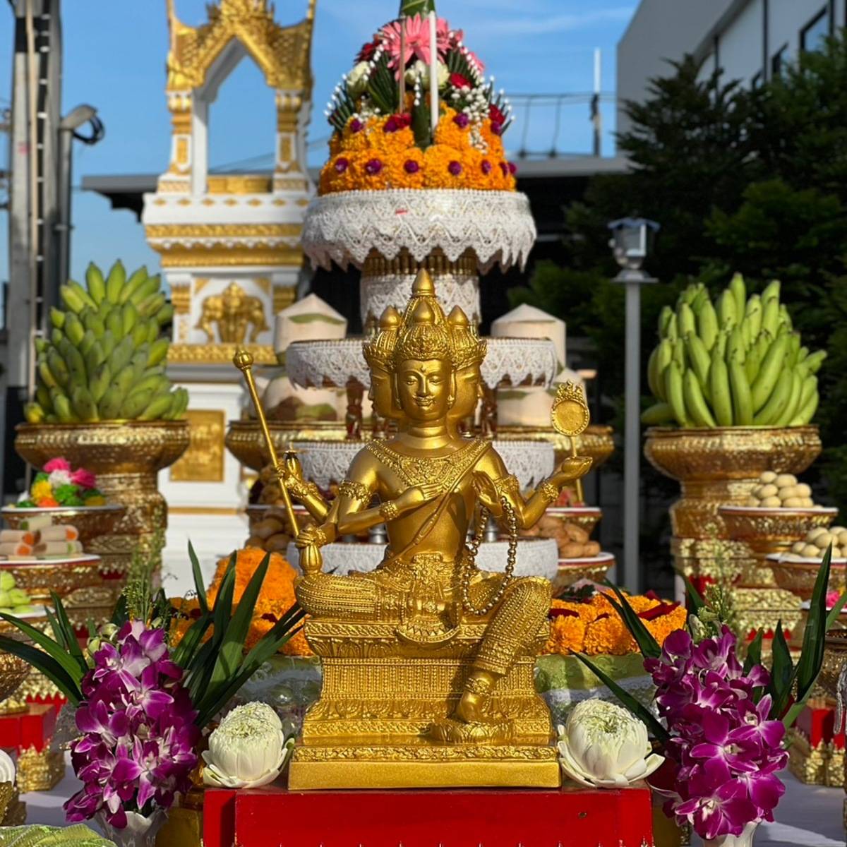 ๒๖.๖.๖๙ บวงสรวงตั้งศาชพระพรหม